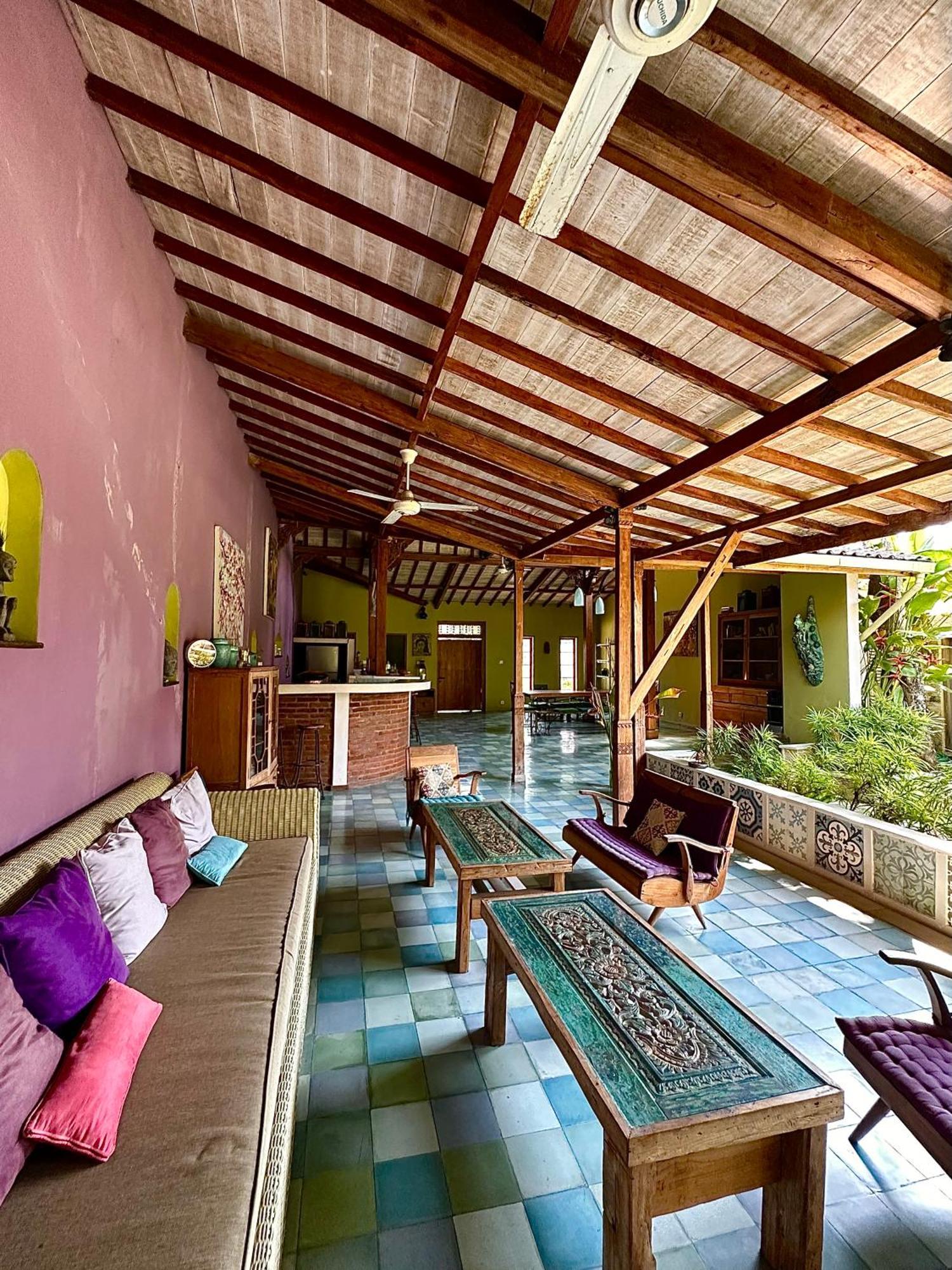Guesthouse Mooz Canggu Eksteriør billede