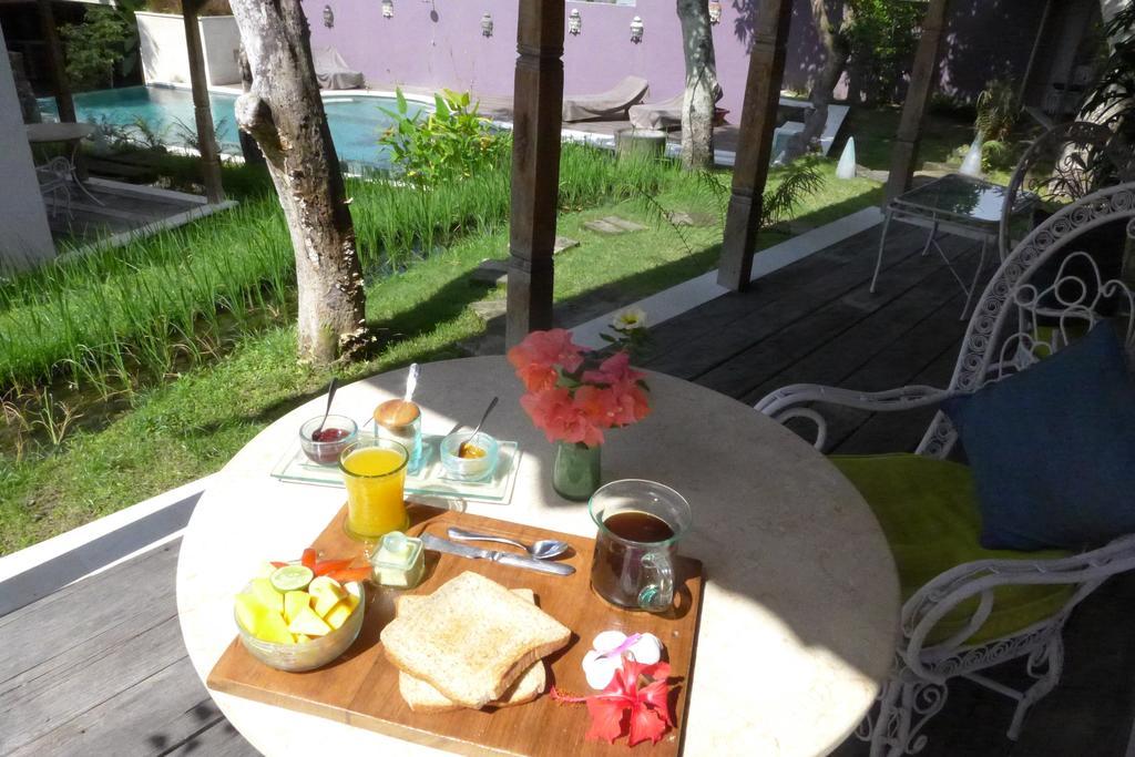 Guesthouse Mooz Canggu Eksteriør billede